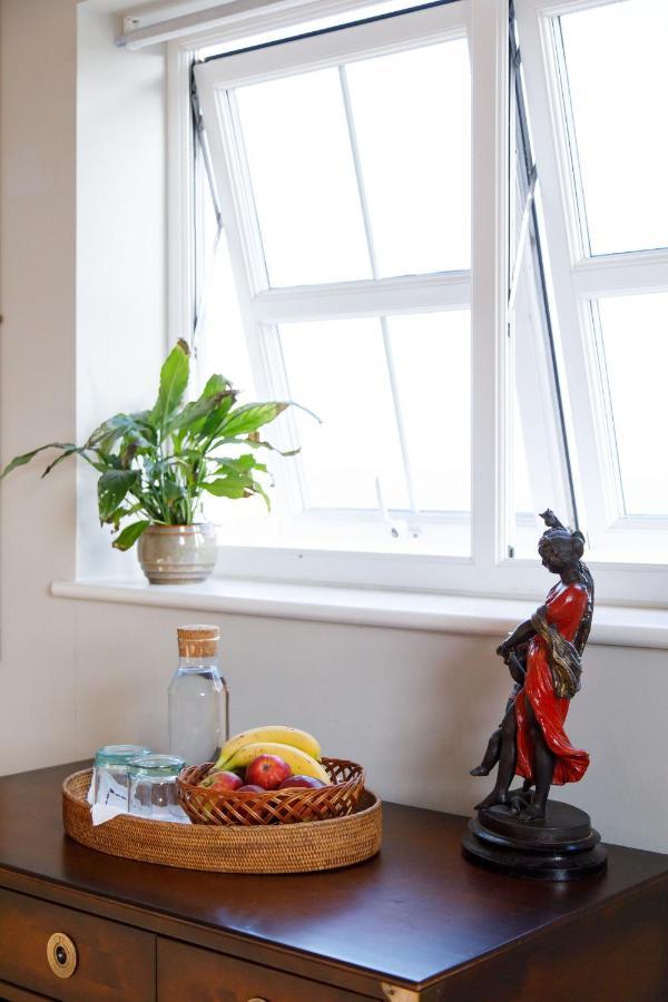 Woodfield Wellbeing Apartment Oving Екстериор снимка