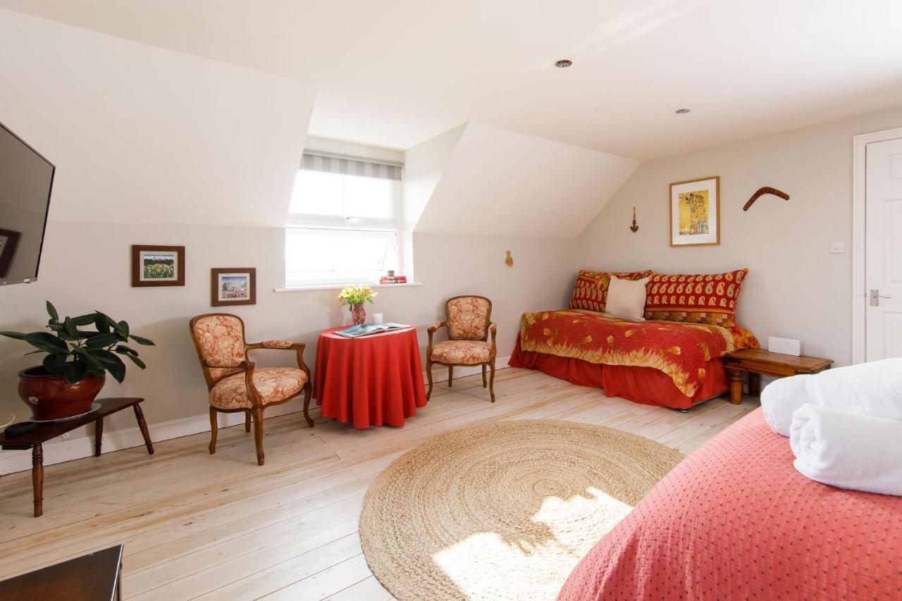 Woodfield Wellbeing Apartment Oving Екстериор снимка